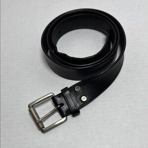 COACH Black Genuine Leather Belt 1'"1/4‎ Wide Sliver Hardware Good Condition